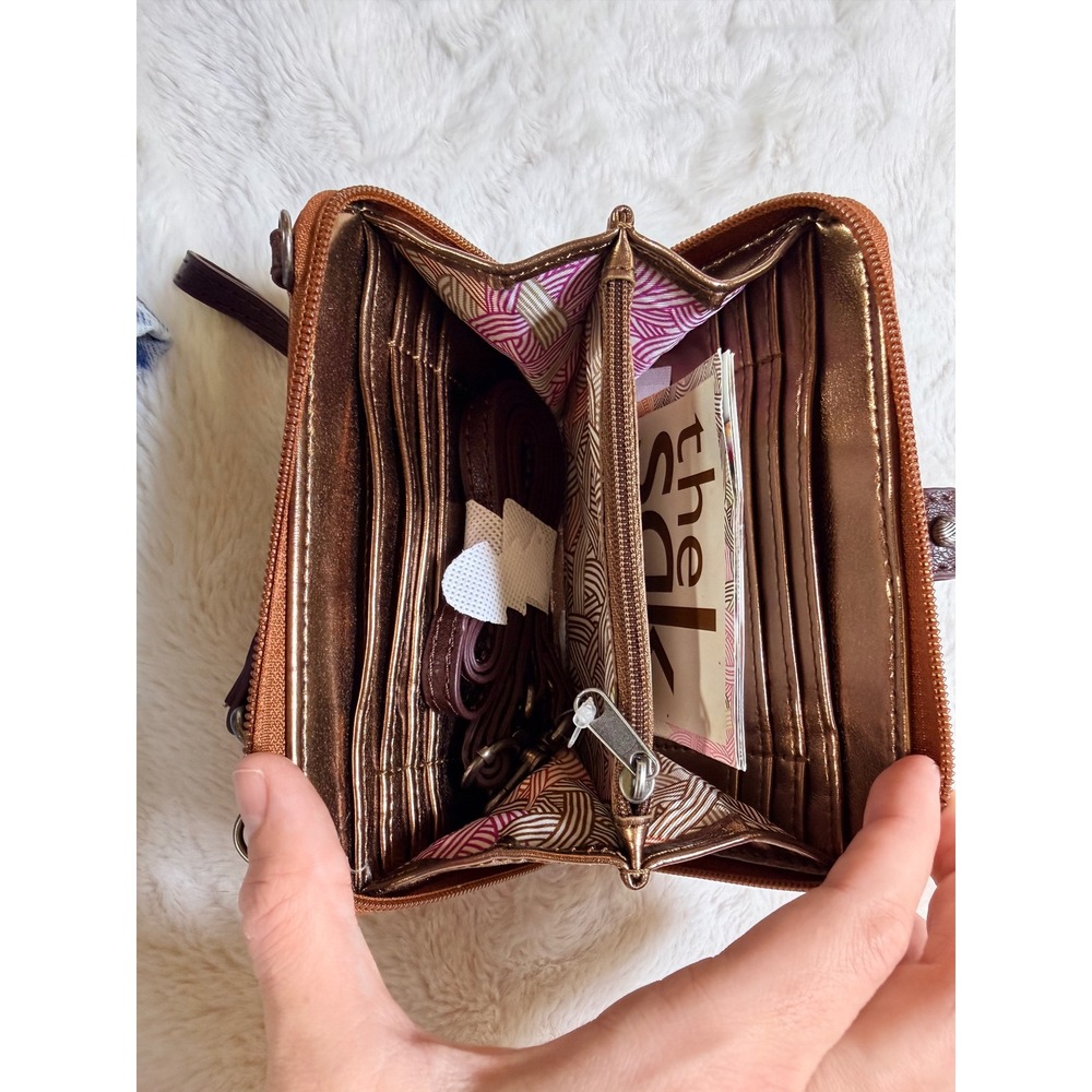 The Sak Iris Smartphone Crossbody Wallet Tobacco Dot Leather Hair-on-Hide NEW - Picture 7 of 13